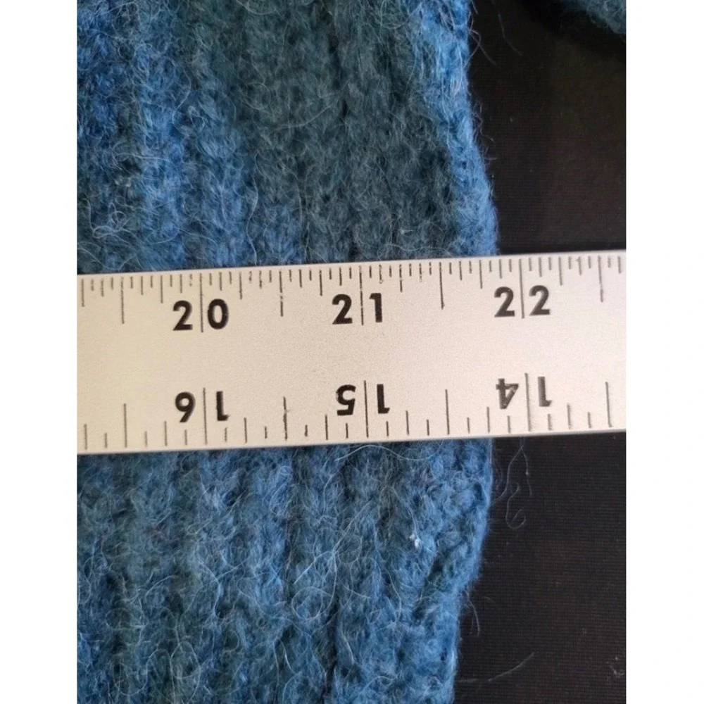 Leith Women's Medium Blue Alpaca Blend Cropped Sweater Coastal Chunky Knit